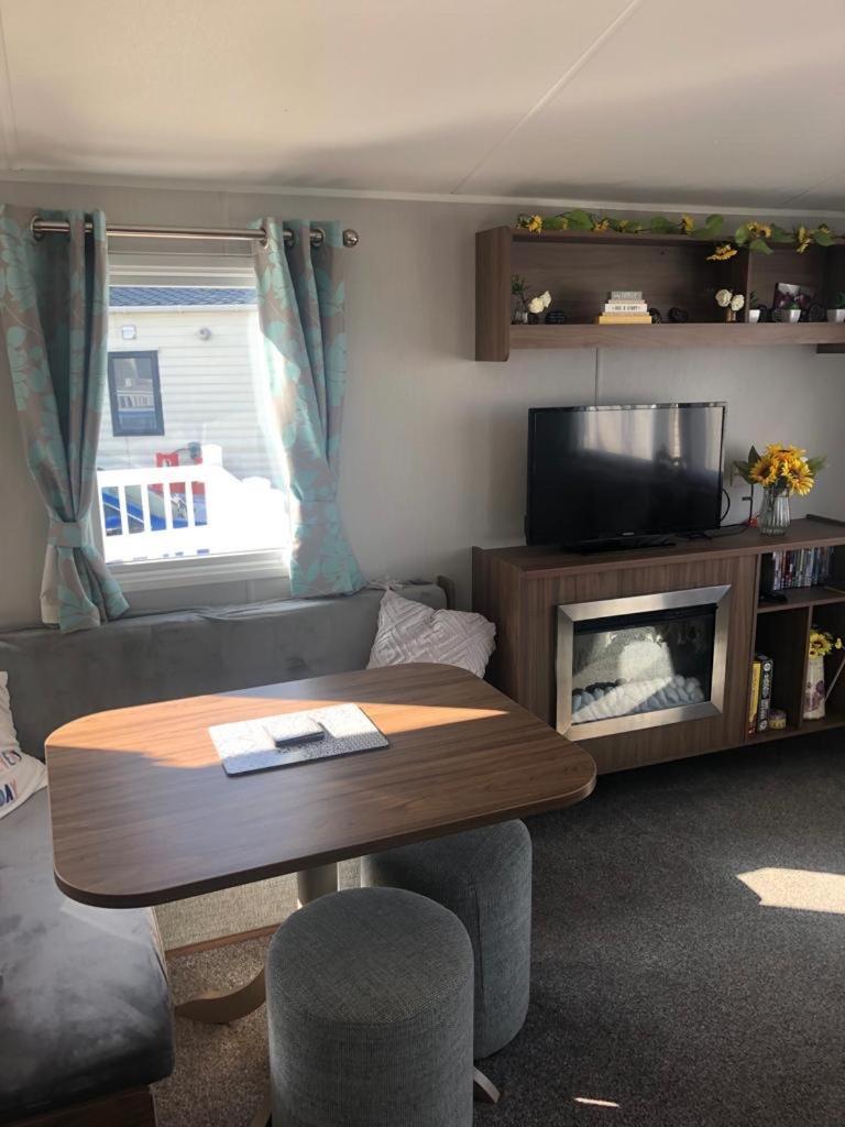 Lunas Chill Pad * Edinburgh
